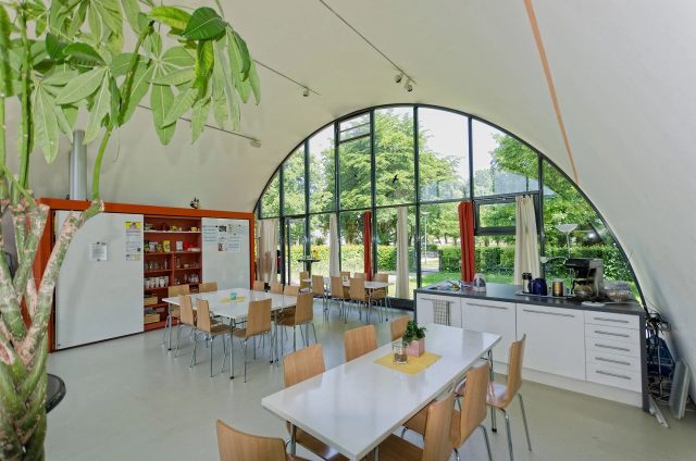 Generationengarten Innenraum Pavillon